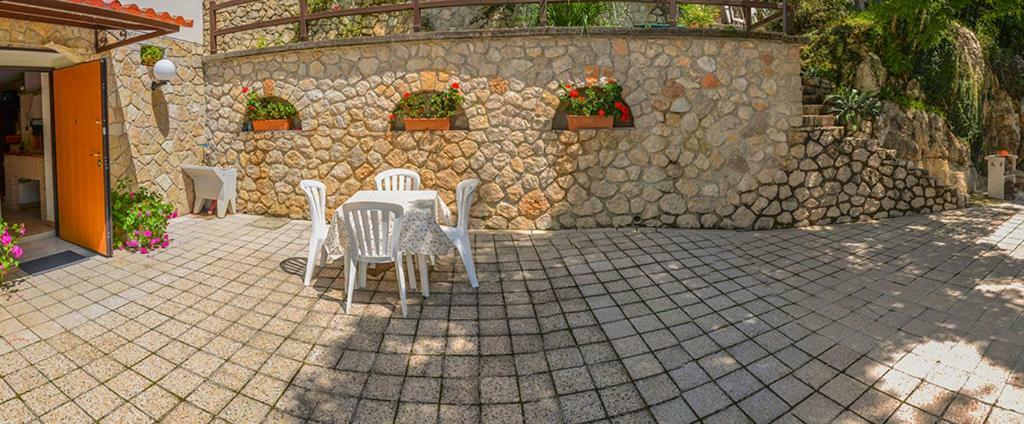 Casa Lieta Bed & Breakfast Subiaco Luaran gambar
